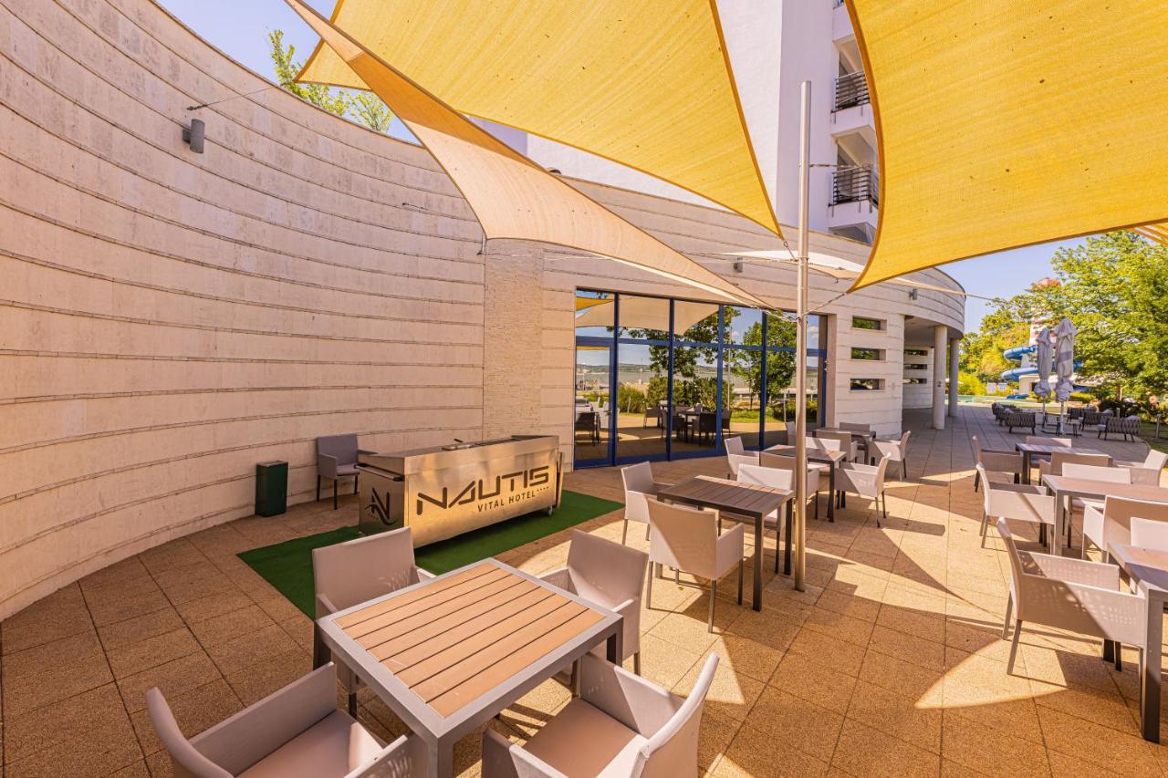 Vital Hotel Nautis Gardony Bagian luar foto